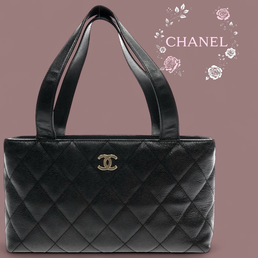 CHANEL CC Mark handbag matelasse design and gold hardware black caviar leather.